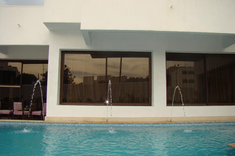 New Farah Hotel