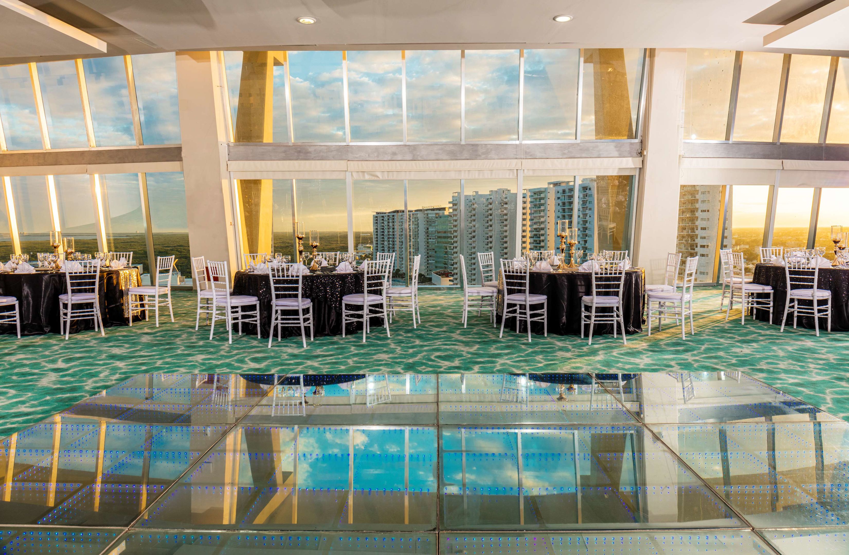 Hotel Krystal Urban Cancun