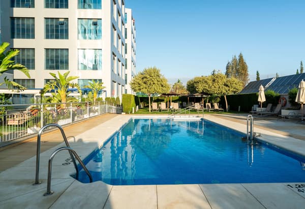 Hilton Garden Inn Sevilla-1
