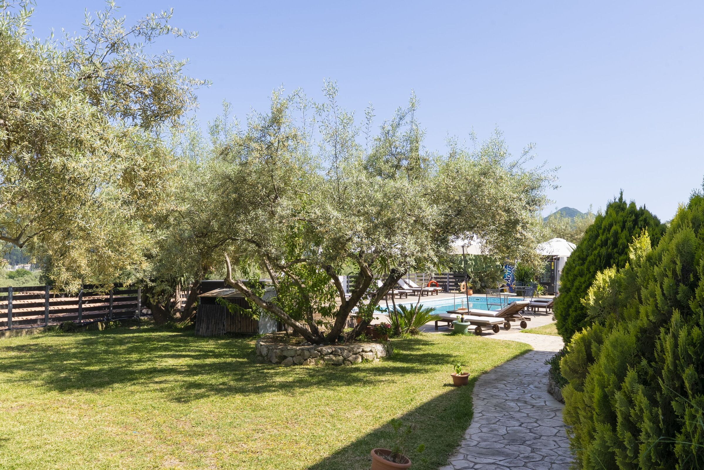 Golden Sun Villas