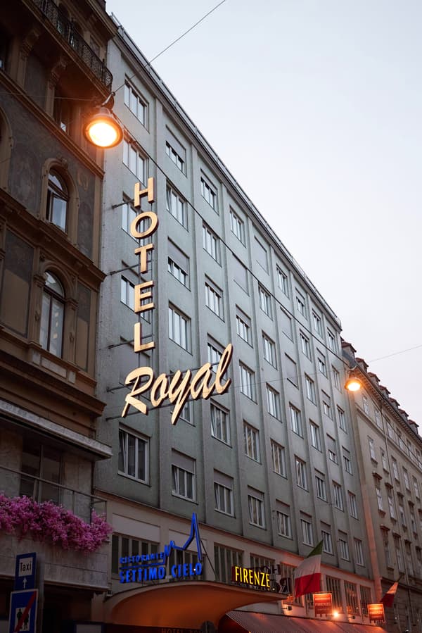 Hotel Royal-1