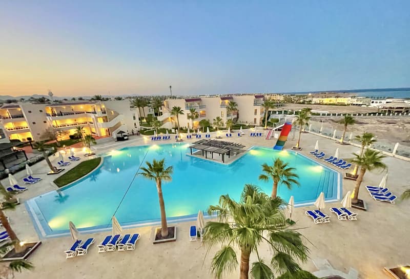 IVY Cyrene Island Hotel