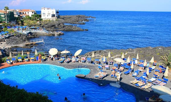 Arathena Rocks Hotel-1