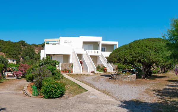 Tselios Apartments & Studios-1