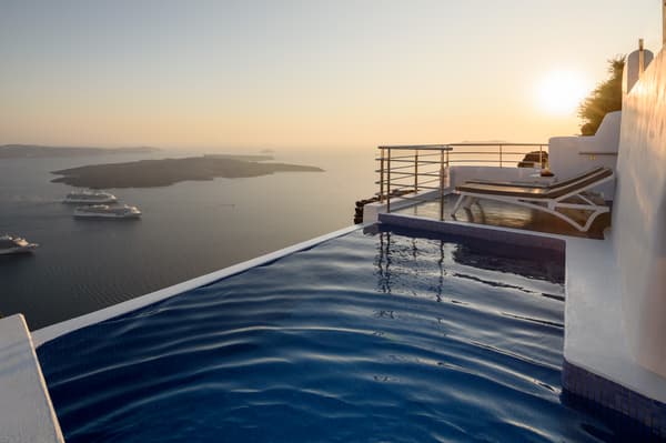 Pegasus Suites & Spa-1