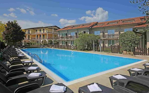 Residence Splendid Sole-1