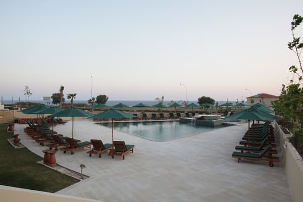 E Hotel Spa and Resort-1