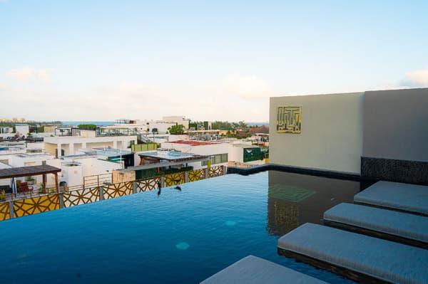 IT Boutique Hotel & Restaurant-1