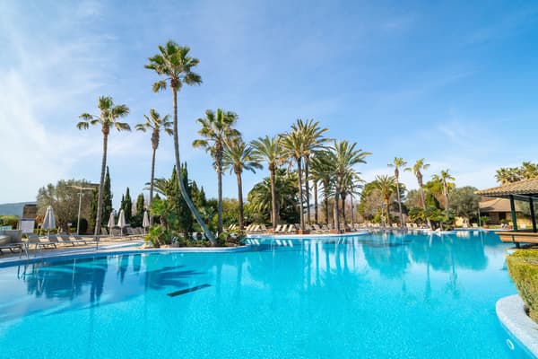 Portblue Club Pollentia Resort & Spa-1