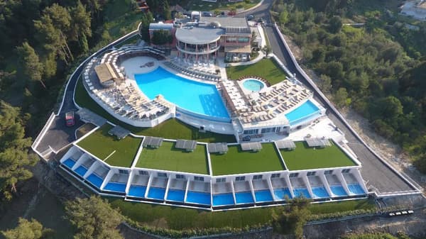 Alia Palace Luxury Hotel and Villas-1
