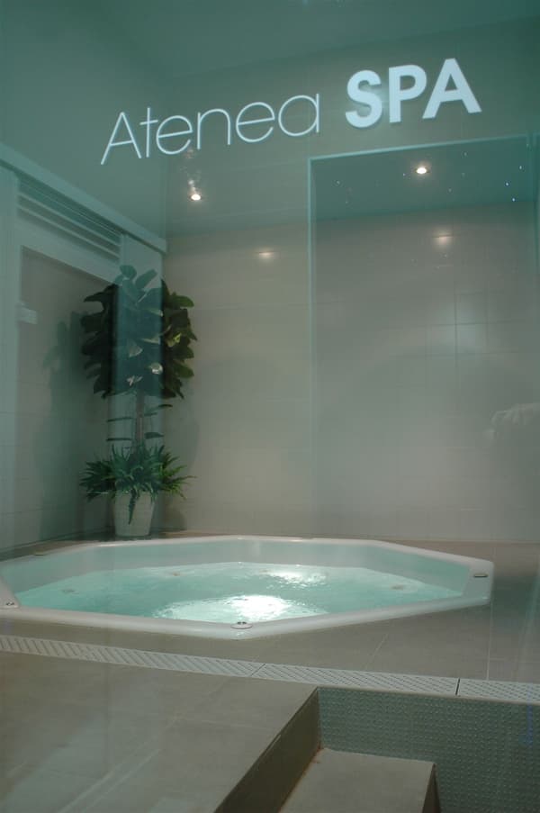 Aparthotel Atenea Valles-1