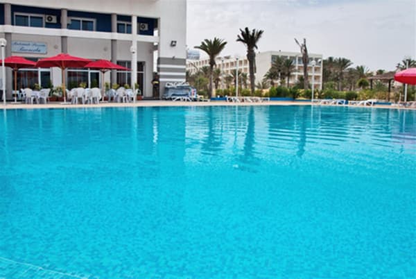 Hotel Le Monaco & Thalasso-1