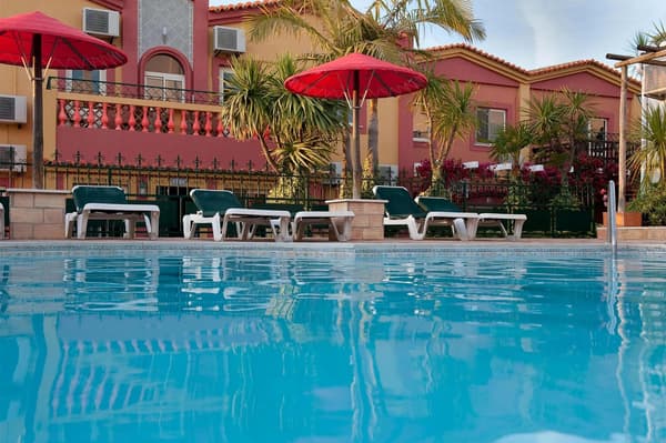 Villas D. Dinis Charming Residence-1