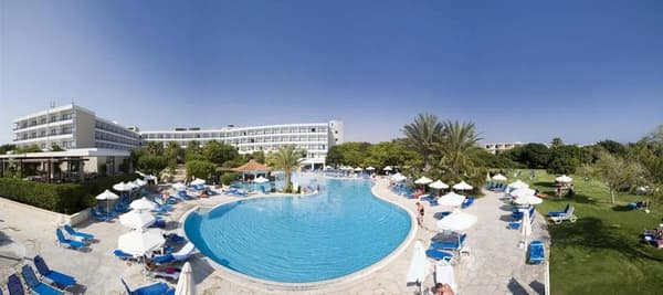 Avanti Hotel-1