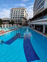 Top hotel/resort -b25efe21-fbcc-478f-9b5e-4e11510d81f2